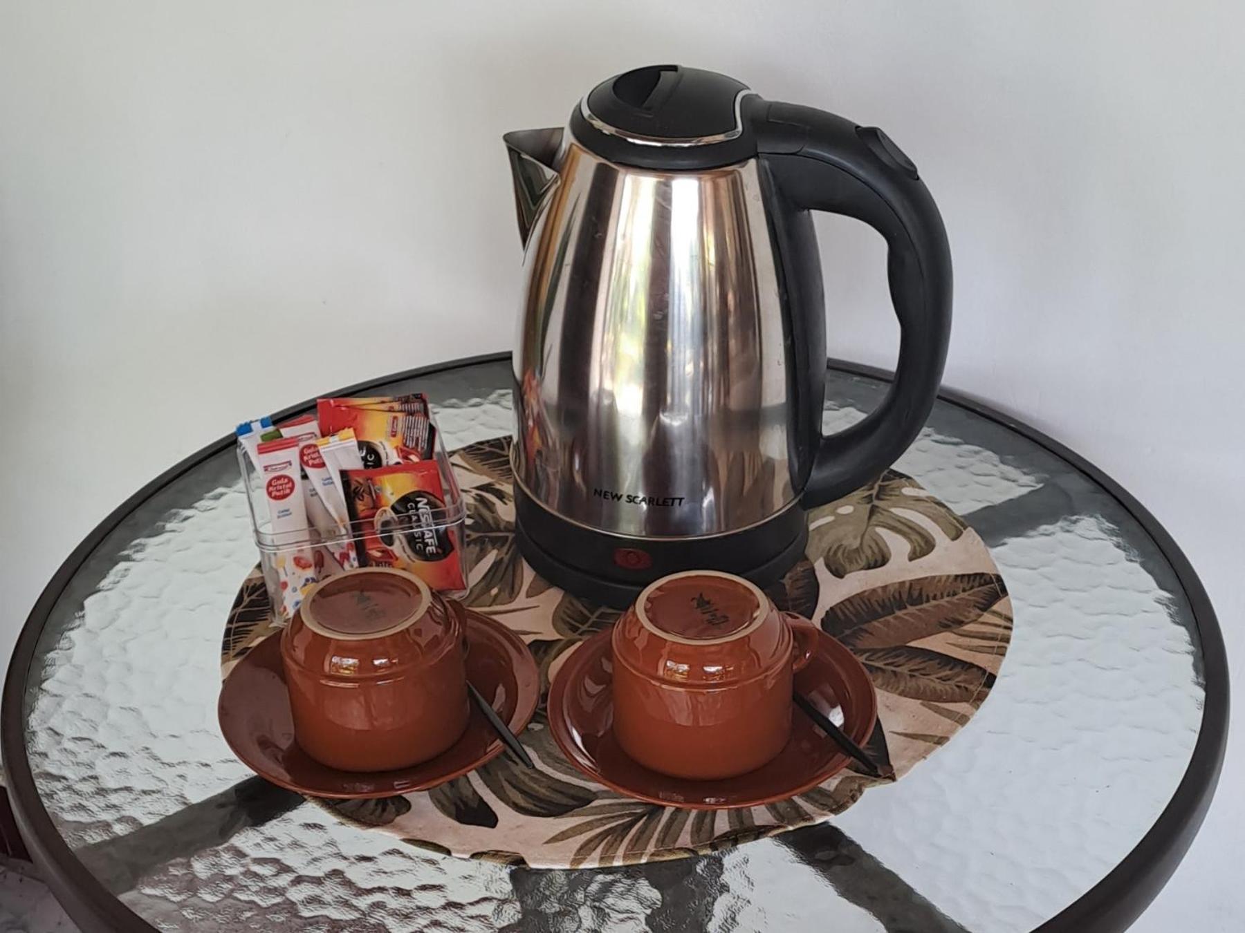 Serongga Guest House Lebih Экстерьер фото